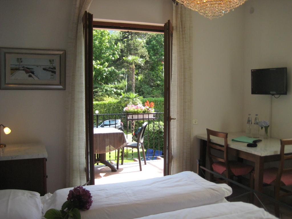 Villa Margherita Lake Maggiore Szoba fotó